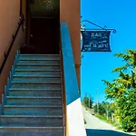 La Casa Del Nonno Bed & Breakfast 3*